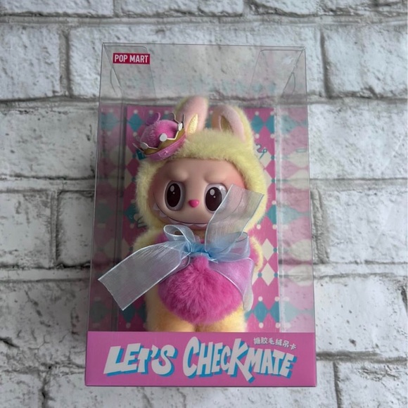 Original Labubu Let’s Checkmate - Picture 2 of 5